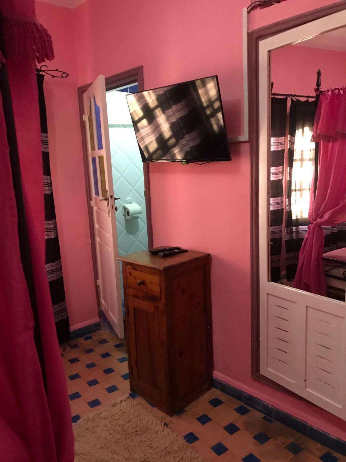 Hotel Gnaoua *